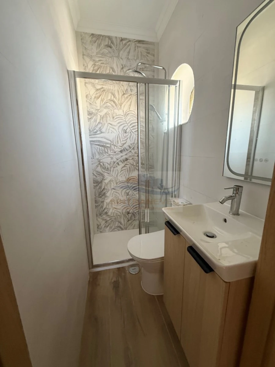 Apartamento T2 para Venda em Venteira Foto 9