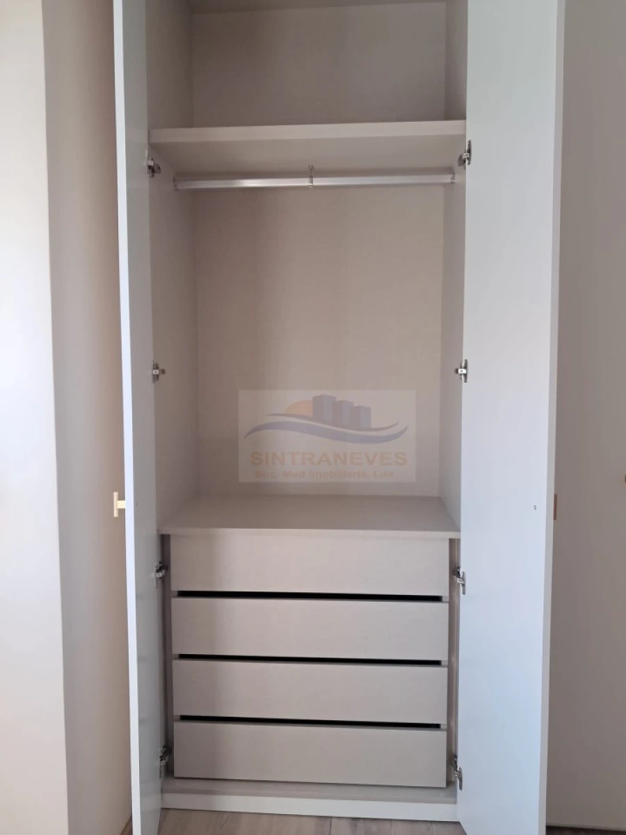 Apartamento T2 para Venda em Venteira Foto 16