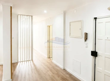 Apartamento T5 para Venda em Encosta do Sol