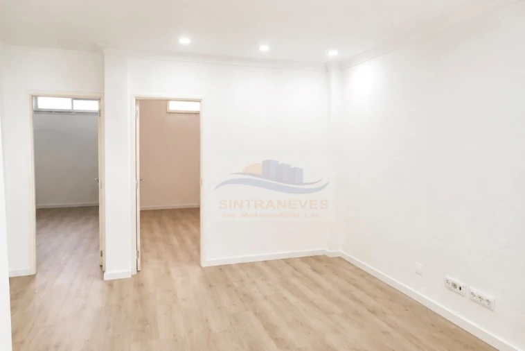 Apartamento T5 para Venda em Encosta do Sol Foto 12