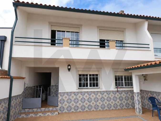 Moradia T4 para Venda em Gafanha da Encarnação Foto 2