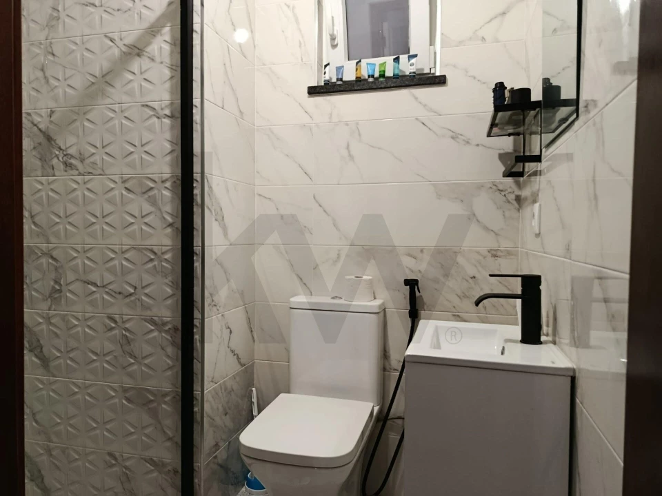 Moradia T4 para Venda em Gafanha da Encarnação Foto 31