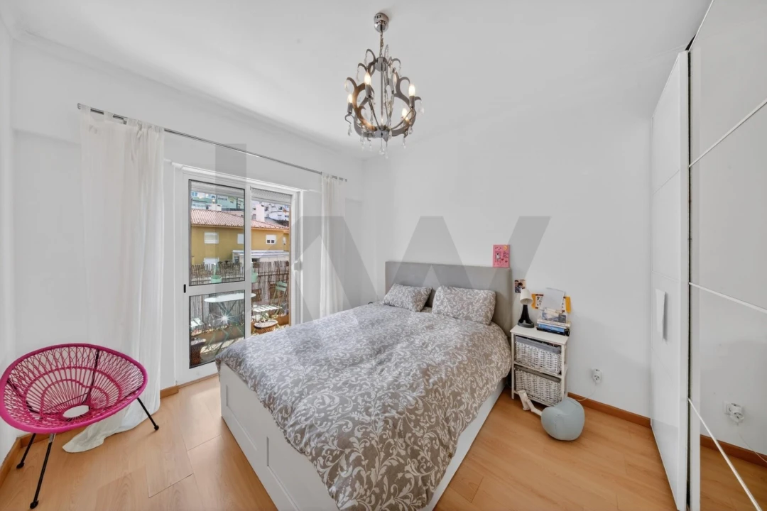 Apartamento T2 para Venda em Algés, Linda-A-Velha e Cruz Quebrada-Dafundo Foto 10