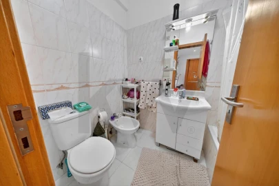 Apartamento T2 para Venda em Algés, Linda-A-Velha e Cruz Quebrada-Dafundo