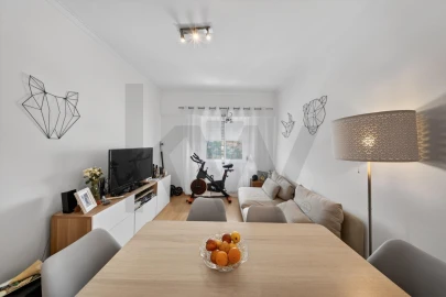 Apartamento T2 para Venda em Algés, Linda-A-Velha e Cruz Quebrada-Dafundo