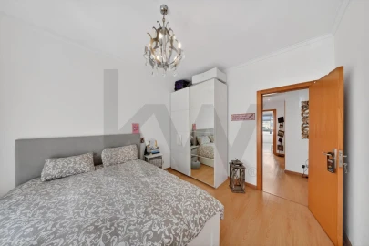 Apartamento T2 para Venda em Algés, Linda-A-Velha e Cruz Quebrada-Dafundo