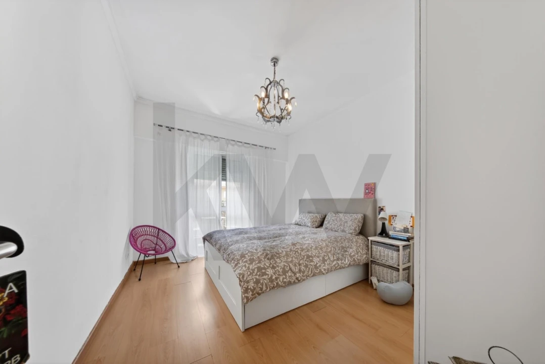 Apartamento T2 para Venda em Algés, Linda-A-Velha e Cruz Quebrada-Dafundo Foto 13