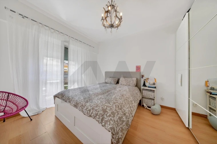 Apartamento T2 para Venda em Algés, Linda-A-Velha e Cruz Quebrada-Dafundo Foto 12