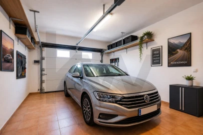 Moradia T4 para Venda em Estômbar e Parchal