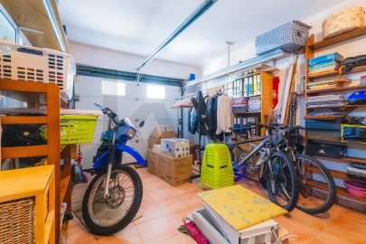 Moradia T4 para Venda em Estômbar e Parchal