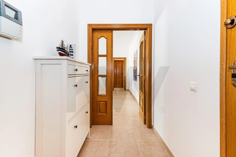 Apartamento T1 para Venda em Vila Real de Santo Antonio Foto 4