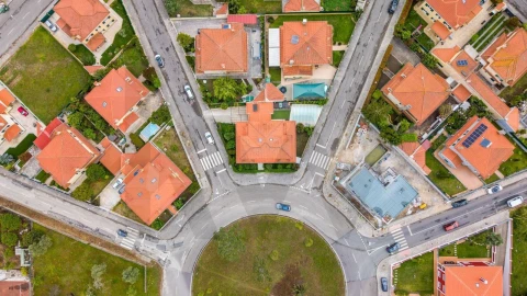 Moradia T5 para Venda em Rio de Mouro