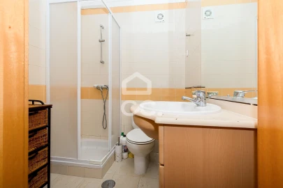 Apartamento T2 para Venda em Santo Agostinho e São João Baptista e Santo Amador