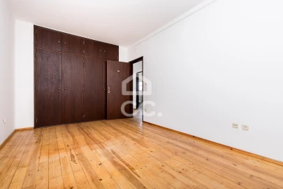 Moradia T3 para Venda em Santo Agostinho e São João Baptista e Santo Amador