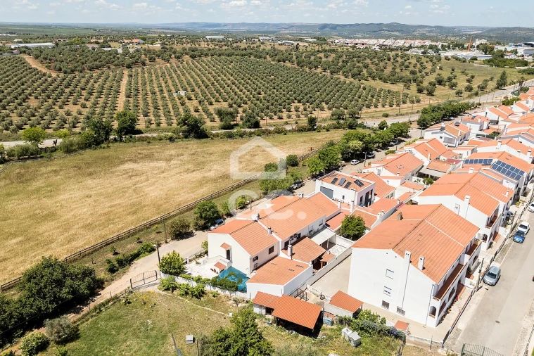 Moradia T3 para Venda em Santo Agostinho e São João Baptista e Santo Amador Foto 38