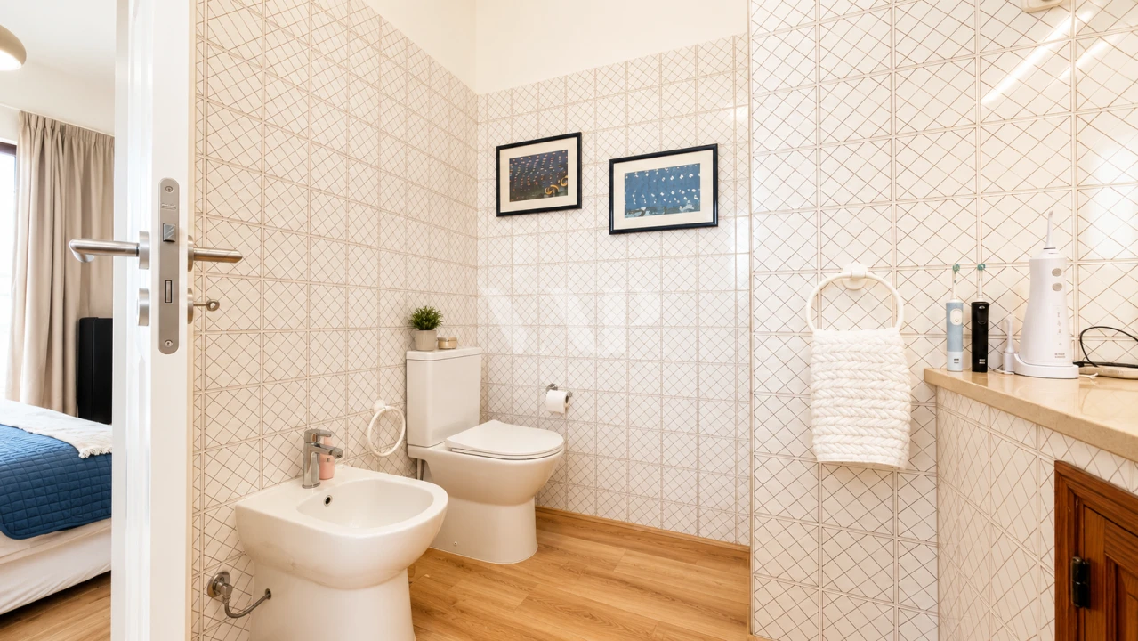 Apartamento T2 para Venda em Quarteira Foto 11