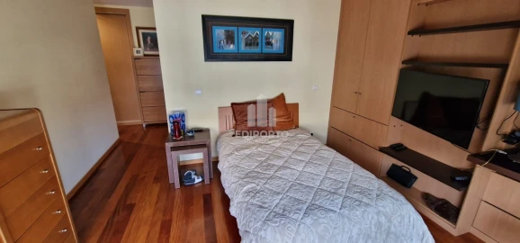 Apartamento T5 para Venda em Santa Marinha e São Pedro da Afurada