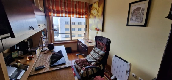 Apartamento T5 para Venda em Santa Marinha e São Pedro da Afurada