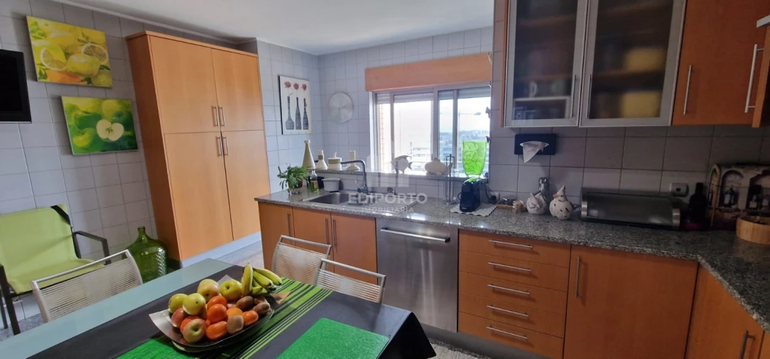 Apartamento T5 para Venda em Santa Marinha e São Pedro da Afurada Foto 8