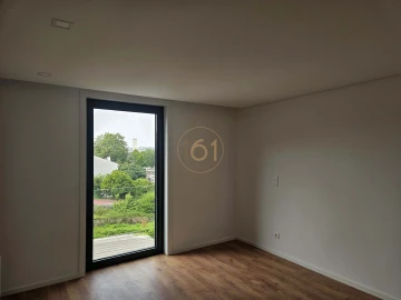 Apartamento T1 para Arrendamento em Paranhos