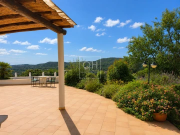 Moradia T4 para Venda em Loule (São Clemente)