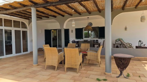 Moradia T4 para Venda em Loule (São Clemente)