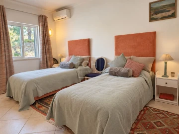 Moradia T4 para Venda em Loule (São Clemente)