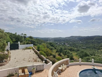 Moradia T4 para Venda em Loule (São Clemente)