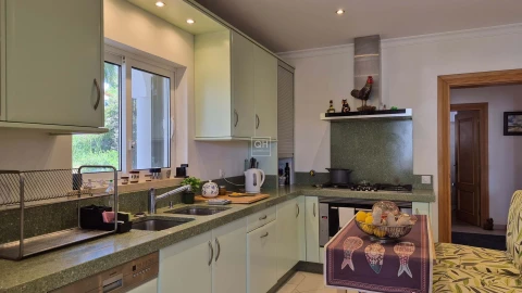 Moradia T4 para Venda em Loule (São Clemente)
