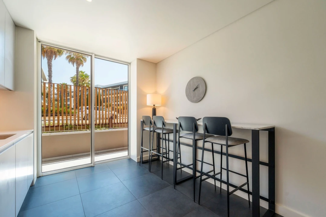 Apartamento T2 para Venda em Quarteira Foto 12