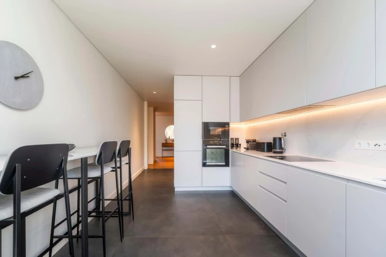 Apartamento T2 para Venda em Quarteira Foto 14