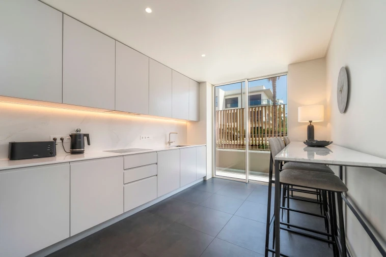 Apartamento T2 para Venda em Quarteira Foto 11