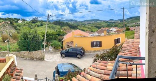 Moradia T3 para Venda em Azueira e Sobral da Abelheira