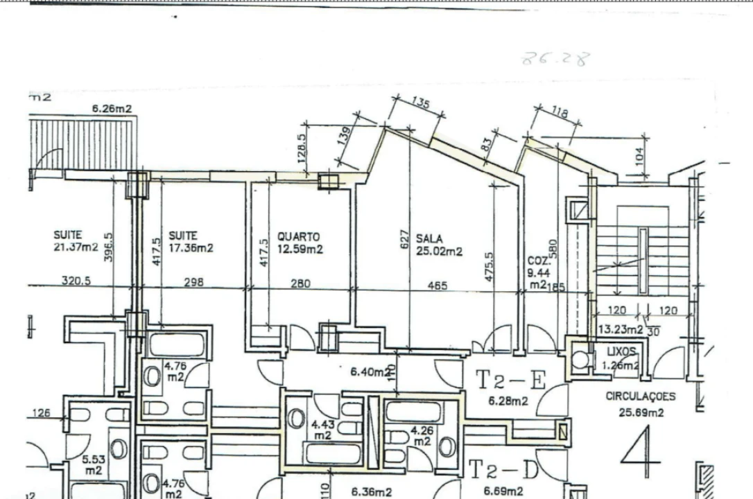 Apartamento T2 para Venda em Arroios Foto 27