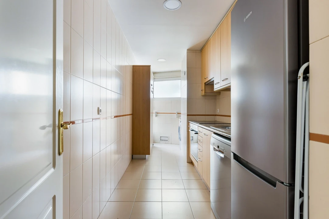 Apartamento T2 para Venda em Arroios Foto 11