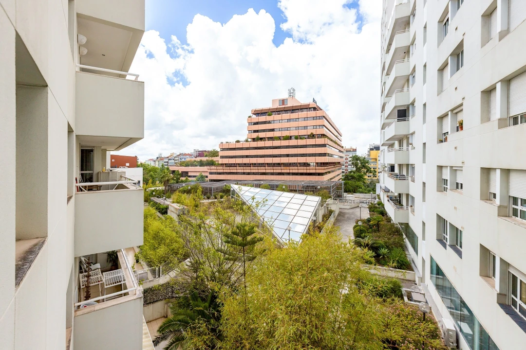 Apartamento T2 para Venda em Arroios Foto 25