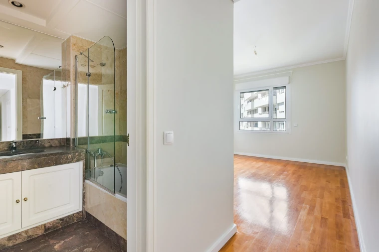 Apartamento T2 para Venda em Arroios Foto 17