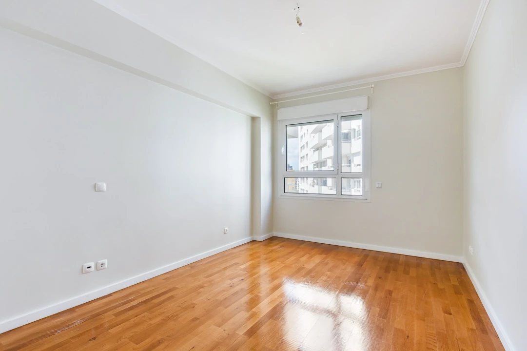 Apartamento T2 para Venda em Arroios Foto 19