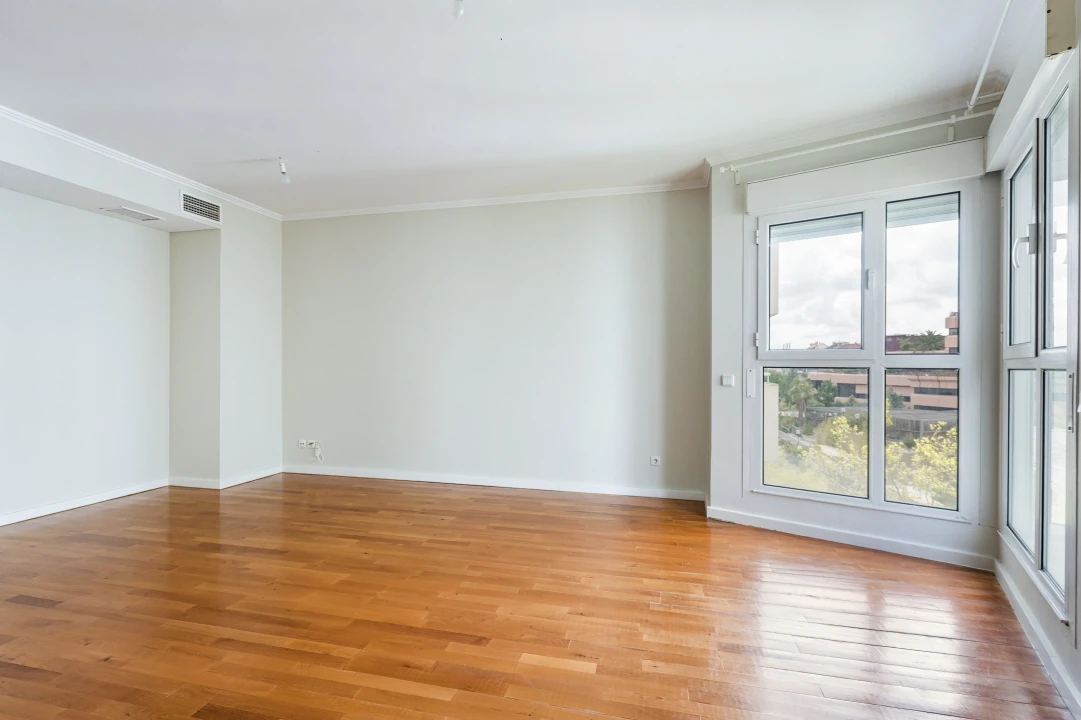 Apartamento T2 para Venda em Arroios Foto 7