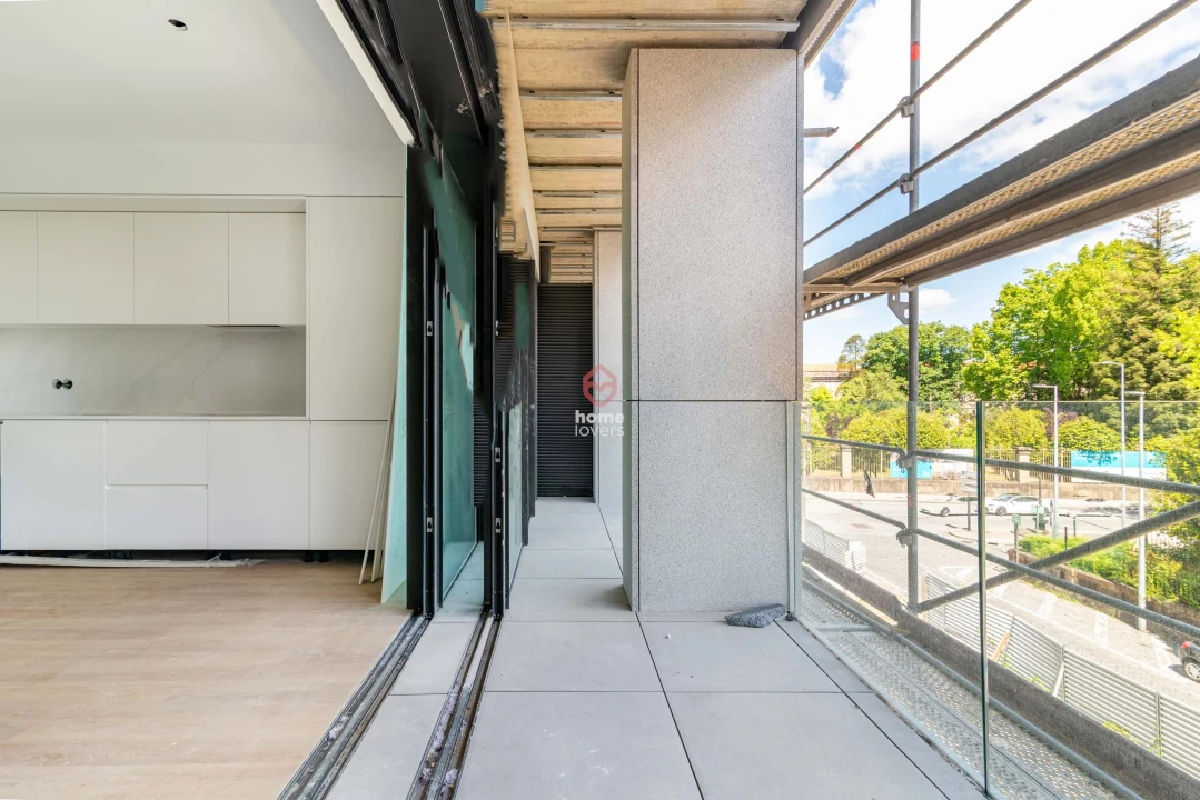 Apartamento T2 para Venda em Campanhã Foto 6