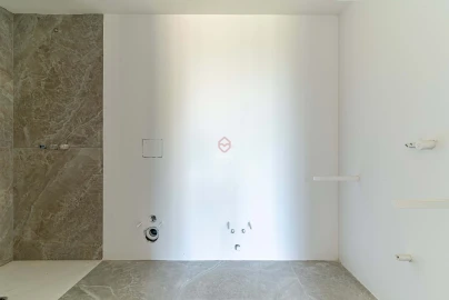 Apartamento T2 para Venda em Campanhã