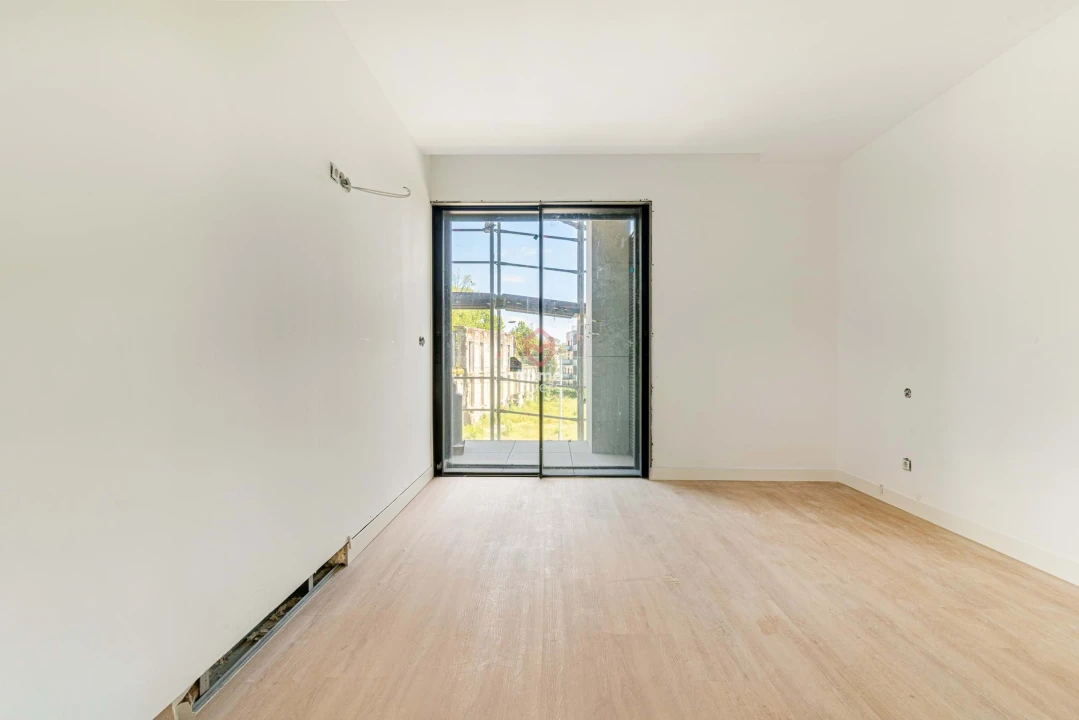 Apartamento T2 para Venda em Campanhã Foto 17