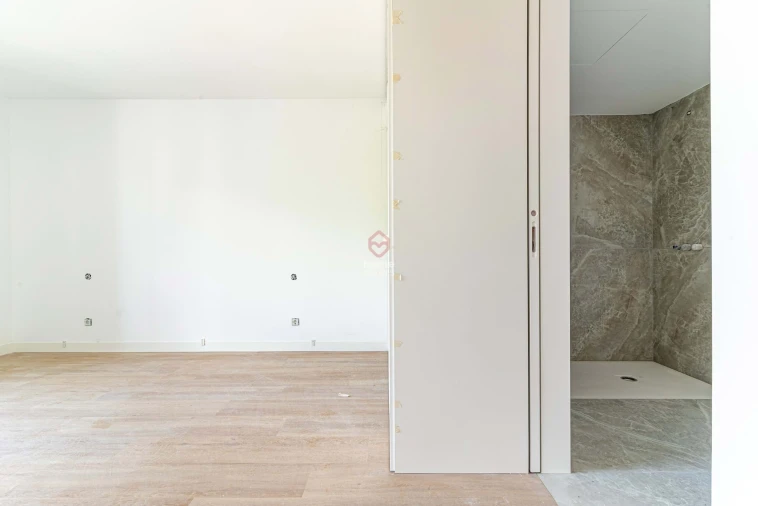 Apartamento T2 para Venda em Campanhã Foto 15