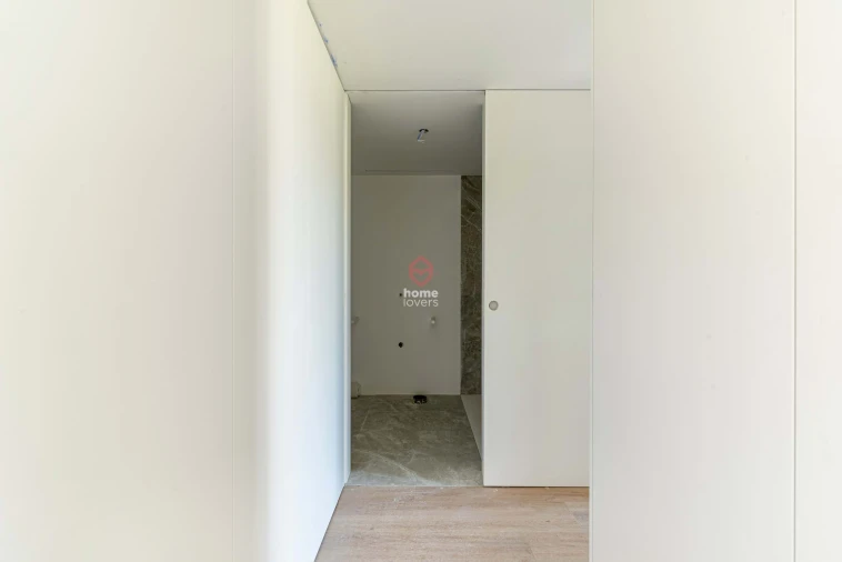 Apartamento T2 para Venda em Campanhã Foto 10