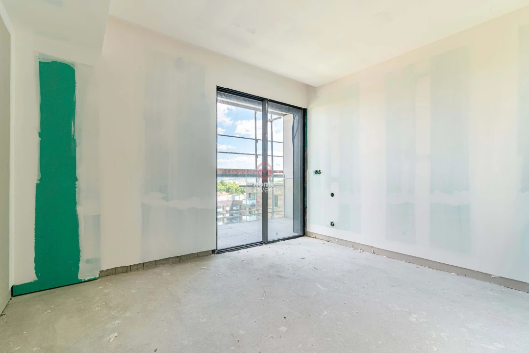 Apartamento T3 para Venda em Campanhã Foto 17