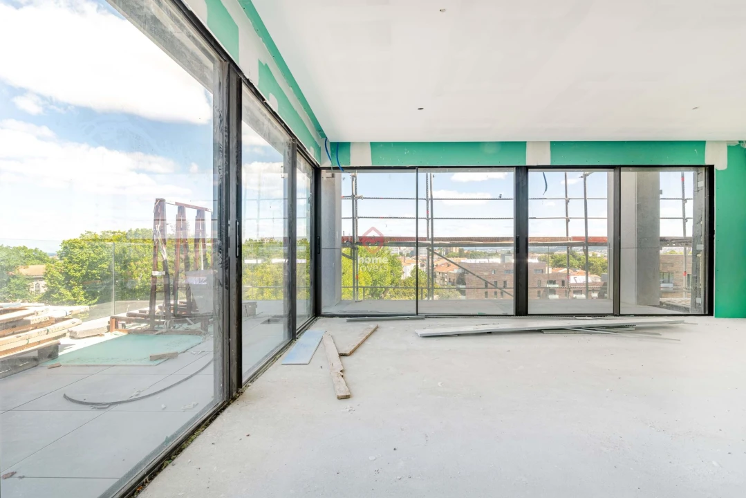 Apartamento T3 para Venda em Campanhã Foto 5