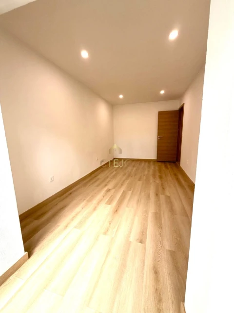 Apartamento T2 para Venda em Santa Iria de Azoia, São João da Talha e Bobadela