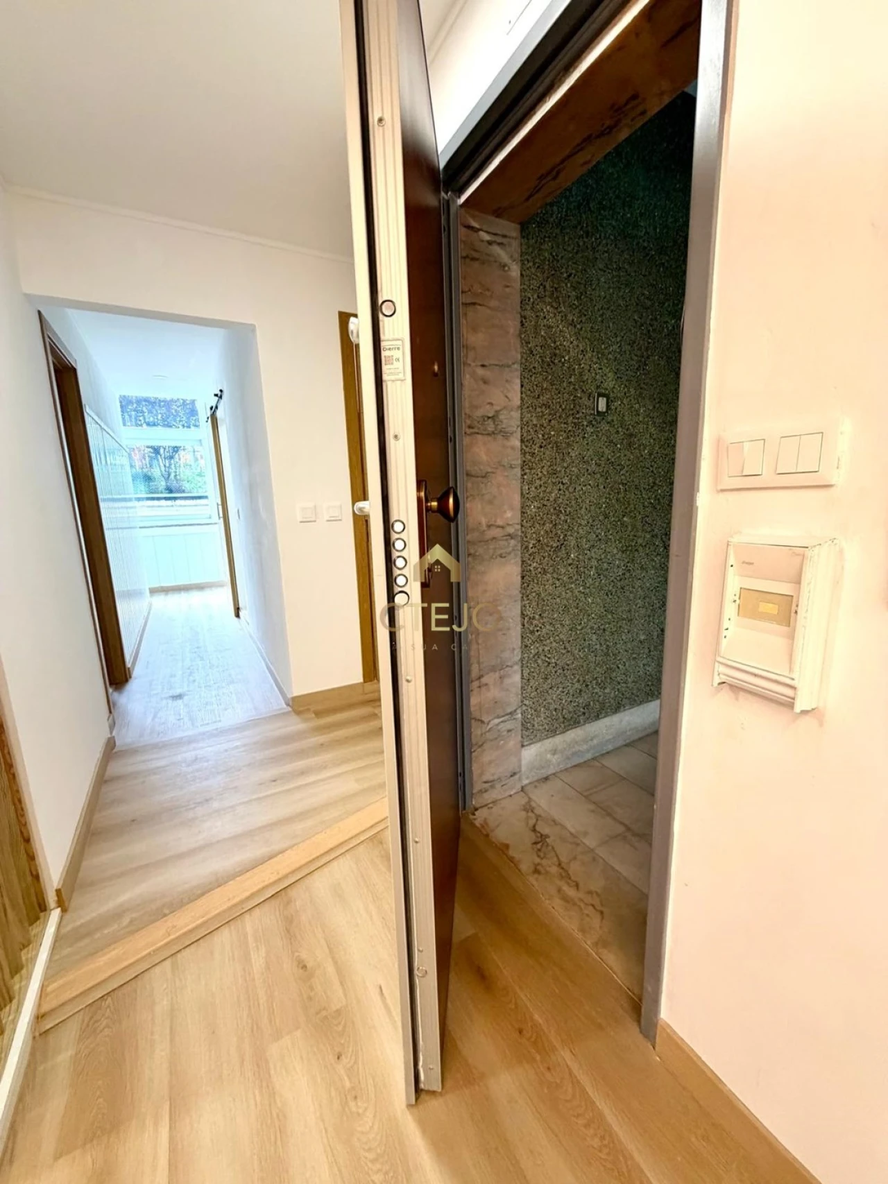 Apartamento T2 para Venda em Santa Iria de Azoia, São João da Talha e Bobadela Foto 21