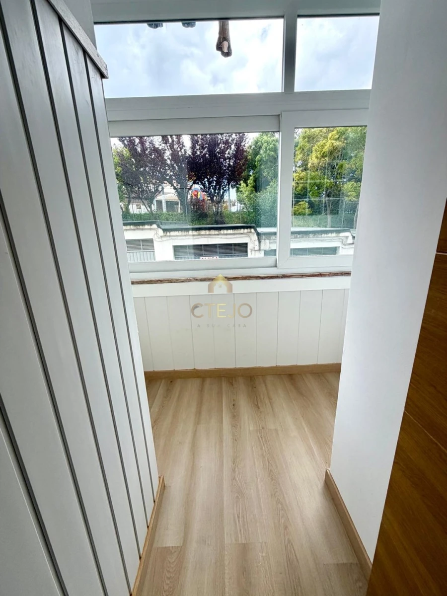 Apartamento T2 para Venda em Santa Iria de Azoia, São João da Talha e Bobadela Foto 20