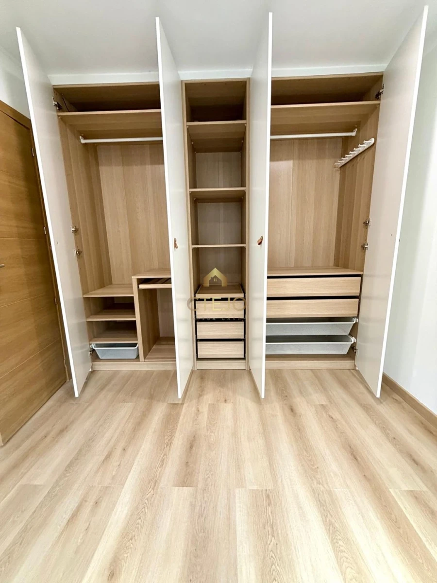 Apartamento T2 para Venda em Santa Iria de Azoia, São João da Talha e Bobadela Foto 9